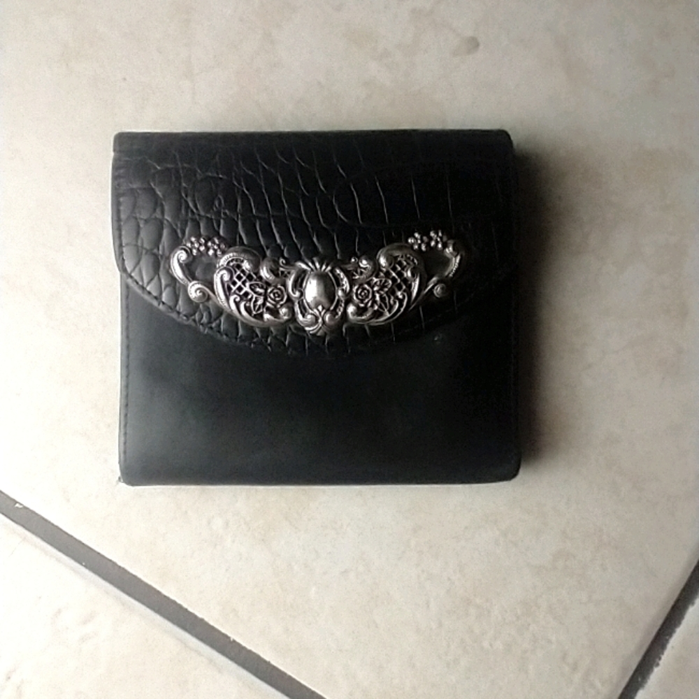 Brighton wallet